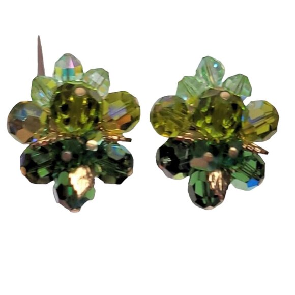 Vendome Gold Tone Green Beaded Faceted Glass Clip On Earrings, Signed - Picture 6 of 6